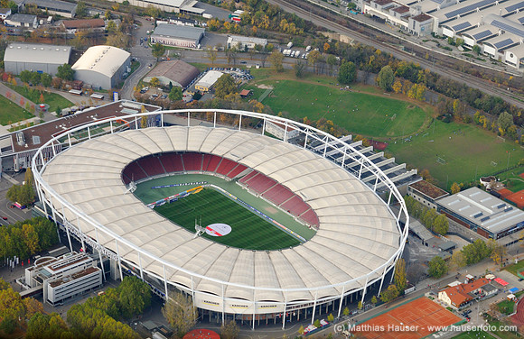Mercedes-Benz Arena aus der Luft, vormals Gottlieb-Daimler-Stadion, Baden-Württemberg, Deutschland - Mercedes-Benz Arena sports stadium, former Gottlieb-Daimler-Stadion, Stuttgart, Baden-Wuerttemberg,