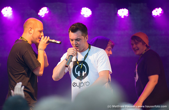 Clayne, Sorgenkind und Djinn, eypro