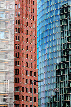 Hochhaus Architektur in Berlin - Highrise buildings detail in Berlin