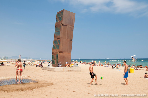 Kunstwerk von Rebecca Horn Homenatge a la Barceloneta, Strand vo