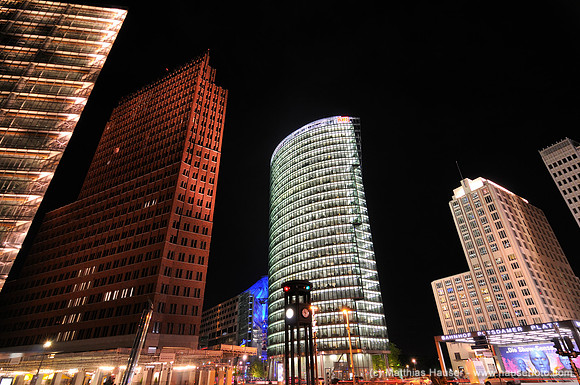 Potsdamer Platz bei Nacht, Berlin, Deutschland, Europa - Potsdamer Platz, Potsdam Square at night, Berlin, Germany, Europe